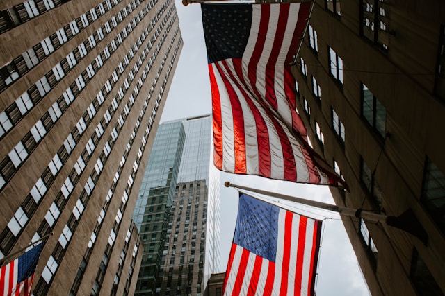 Virtual CFO Services vs. Traditional Outsourcing: Which Is Right for Your US Business?
