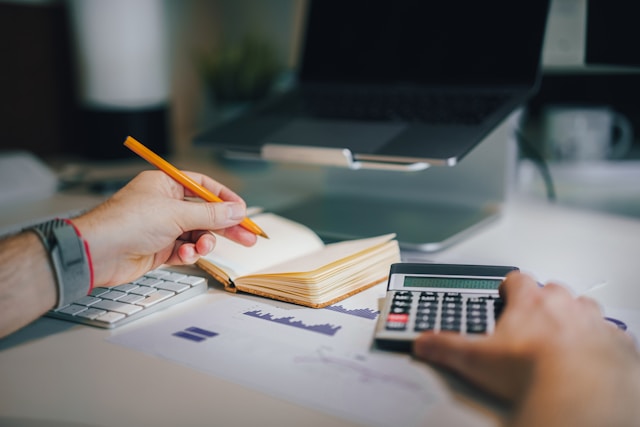 Navigating Payroll Tax Compliance in High-Tax States: An Essential Guide for US Employers